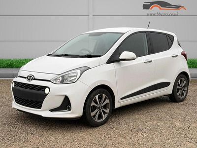 Used Hyundai i10 Premium SE 87 HP (63 kW) 2020 White Hatchback