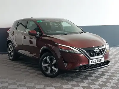 Used Nissan Qashqai N-Connecta 190 HP (139 kW) 2023 Red SUV