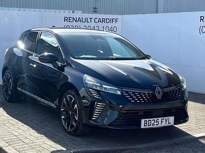 Used Renault Clio V Techno 143 HP (105 kW) 2025 Metallic  diamond black  Hatchback
