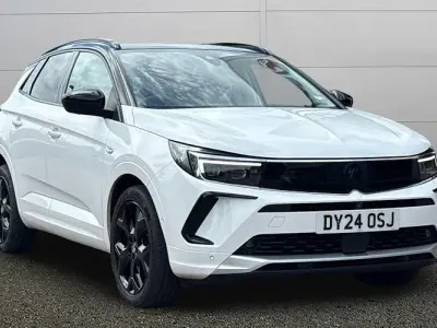 Used Vauxhall Grandland X Ultimate 131 HP (96 kW) 2024 White SUV