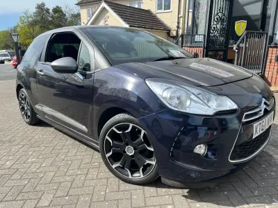 Used Citroën DS3 90 HP (66 kW) 2015 Blue Hatchback
