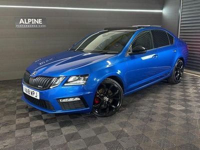 Used Skoda Octavia vRS 184 HP (135 kW) 2018 Blue Hatchback