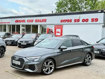 Begagnad Audi A3 S-Line 150 HK (110 kW) 2023 Grå Sedan