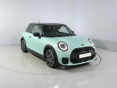 Używany Mini Cooper S Hatch 201 KM (147 kW) 2025 Zielony Hatchback