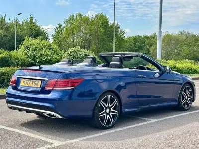 Begagnad Mercedes E220 AMG line 177 HK (130 kW) 2017 Blå Cab