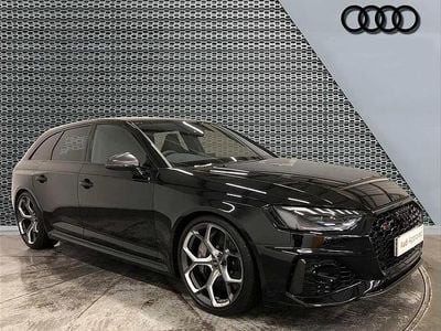 New Audi RS4 Advanced 470 HP (345 kW) 2025 Black Estate