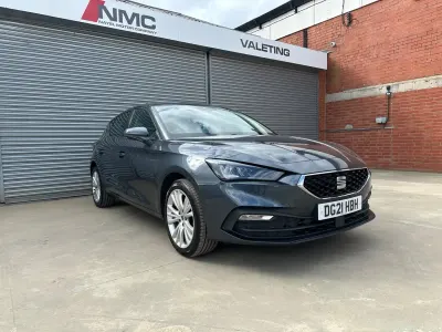 Begagnad Seat Leon SE Dynamic 110 HK (80 kW) 2021 Grå Halvkombi