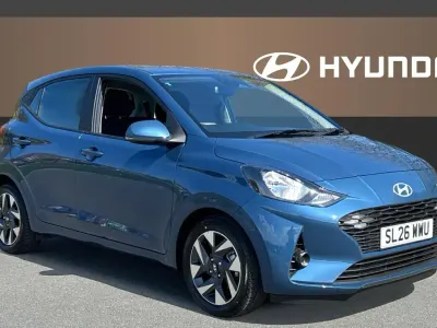 Neu Hyundai i10 Advanced 63 PS (46 kW) 2026 Blau Kleinwagen