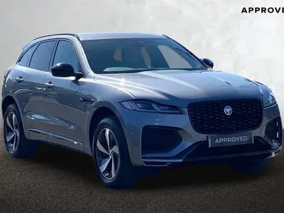 Begagnad Jaguar F-Pace R-Dynamic 404 HK (297 kW) 2024 Grå SUV