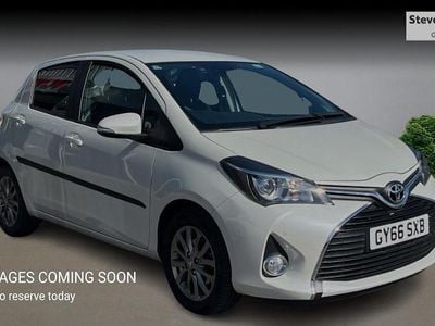Used Toyota Yaris 99 HP (72 kW) 2016 Hatchback