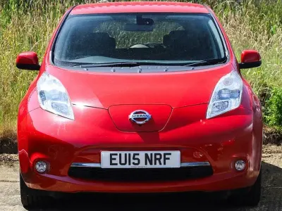Used Nissan Leaf Tekna 80 kW (109 HP) 2015 Hatchback