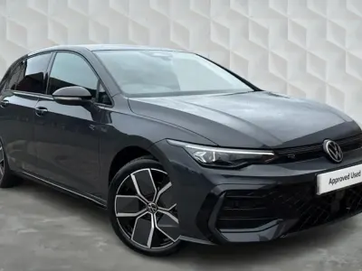Second-hand VW Golf VIII Black Edition 150 CP (110 kW) 2026 Gri Hatchback
