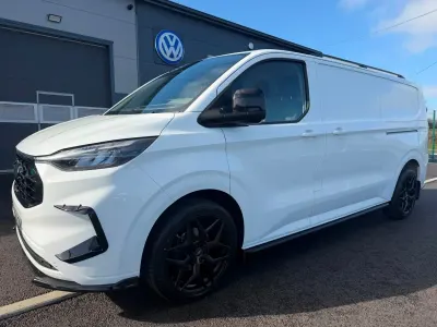Usado Ford Transit Custom Limited 136 CV (100 kW) 2024 Blanco Van