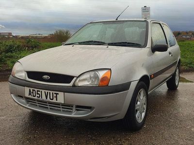 Silver Used 2002 Ford Fiesta Hatchback | £2,000 (Expensive)