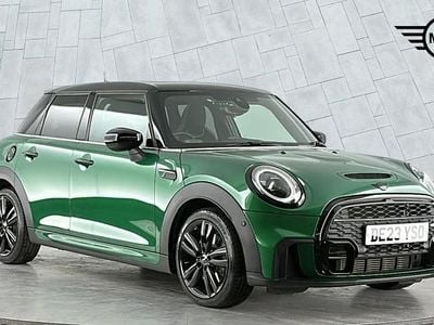 Begagnad Mini Cooper S Hatch 176 HK (129 kW) 2023 Grön Halvkombi