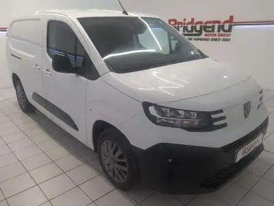 Used Peugeot Partner S 131 HP (96 kW) 2024 White MPV