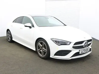 Begagnad Mercedes CLA180 AMG Line Premium Plus 136 HK (100 kW) 2021 Vit Sedan