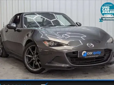 Usado Mazda MX5 Inclusive 160 HP (117 kW) 2018 Cinzento Cabrios