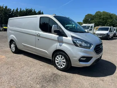 Used Ford Transit Custom Limited 130 HP (95 kW) 2021 Silver Van