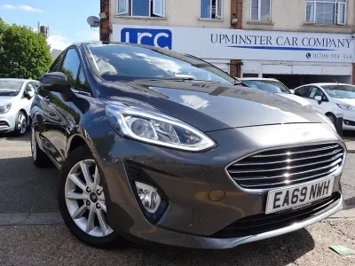 Used Ford Fiesta Titanium 100 HP (73 kW) 2019 Grey Hatchback