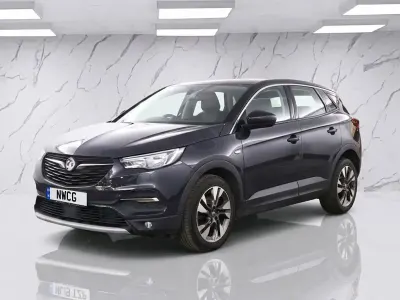 Used Vauxhall Grandland X Sport 130 HP (95 kW) 2019 Grey SUV