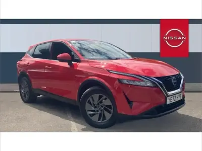 Used Nissan Qashqai Acenta Premium 138 HP (101 kW) 2022 Red SUV