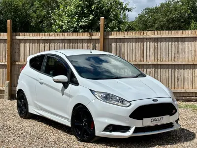 Used Ford Fiesta ST 2014 White Hatchback