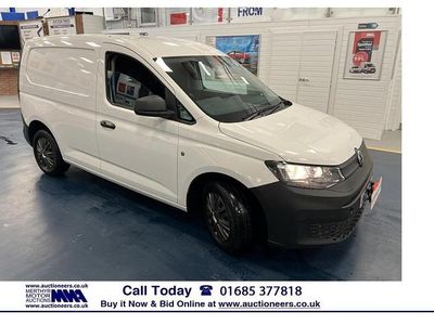 Used VW Caddy 102 HP (75 kW) 2022 White MPV