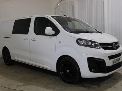 Used Vauxhall Vivaro Elite 120 HP (88 kW) 2020 White MPV