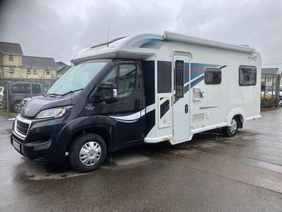 Begagnad Peugeot Boxer 2015 Silver Van