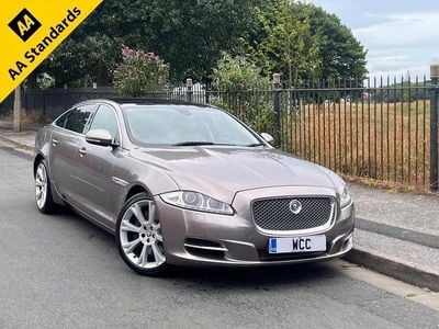 Jaguar XJ