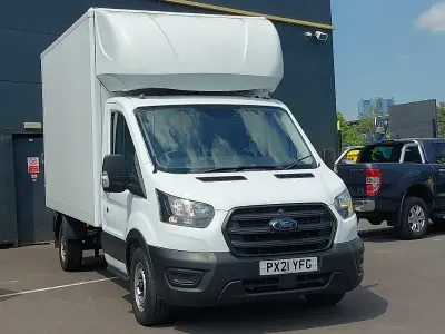 Usado Ford Transit 130 HP (95 kW) 2021 Branco Van
