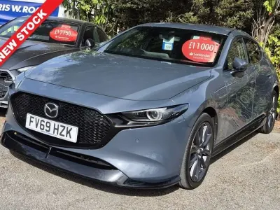 Used Mazda 3 Inclusive 122 HP (89 kW) 2019 Grey Hatchback