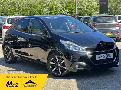 Second-hand Peugeot 208 S 82 CP (60 kW) 2019 Negru Hatchback