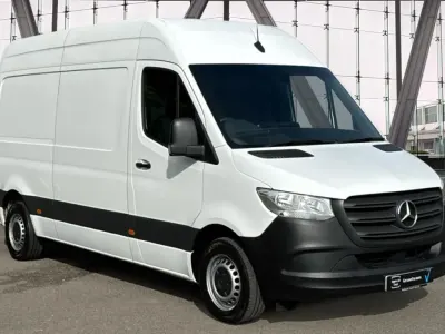 Usado Mercedes Sprinter Progressive 150 HP (110 kW) 2022 Branco Van