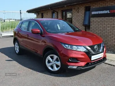 Used Nissan Qashqai Acenta Premium 2021 Red SUV