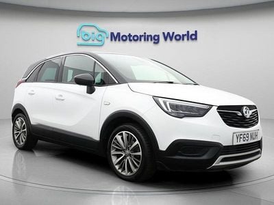 White Used 2019 Vauxhall Crossland X Sport SUV | £9,000 (Good price)