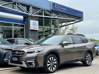 Używany Subaru Outback 169 KM (124 kW) 2024 Złoty Kombi