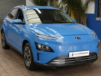 Usado Hyundai Kona Premium 150 kW (204 CV) 2022 Azul SUV