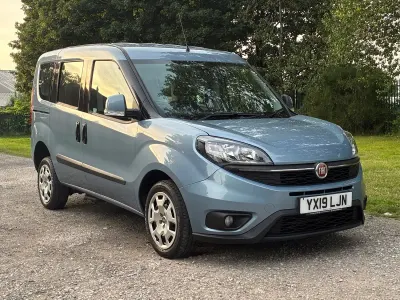 Used Fiat Doblò 95 HP (69 kW) 2019 Blue MPV