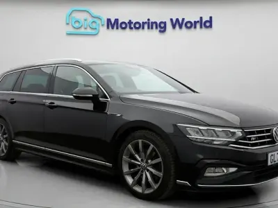 Used VW Passat R-line 150 HP (110 kW) 2023 Estate