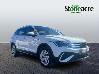 Used VW Tiguan Allspace Life 150 HP (110 kW) 2023 White SUV