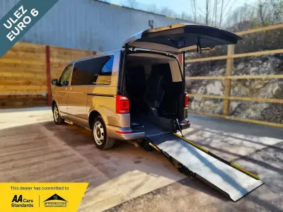 Usado VW Transporter 2020 Bege Van