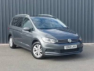 Used VW Touran Family 150 HP (110 kW) 2019 Grey MPV