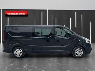 Grey Used 2021 Renault Trafic MPV | £16,990 (Expensive)