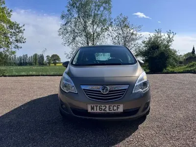 Used Vauxhall Meriva 110 HP (80 kW) 2012 Brown MPV