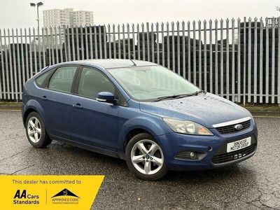 Used Ford Focus Zetec 123 HP (90 kW) 2010 Blue Hatchback