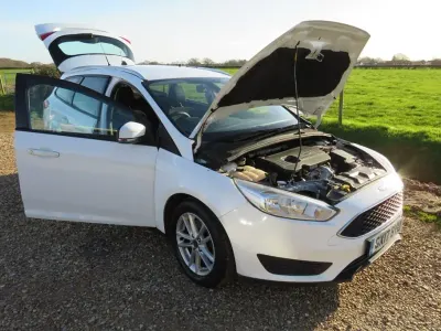Usado Ford Focus Style 120 HP (88 kW) 2017 Branco Carrinha