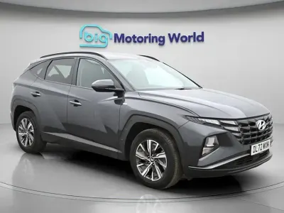 Używany Hyundai Tucson SE 150 KM (110 kW) 2023 Szary SUV