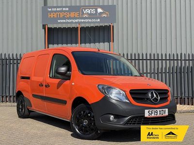 Begagnad Mercedes Citan 109 2019 Vit Van
